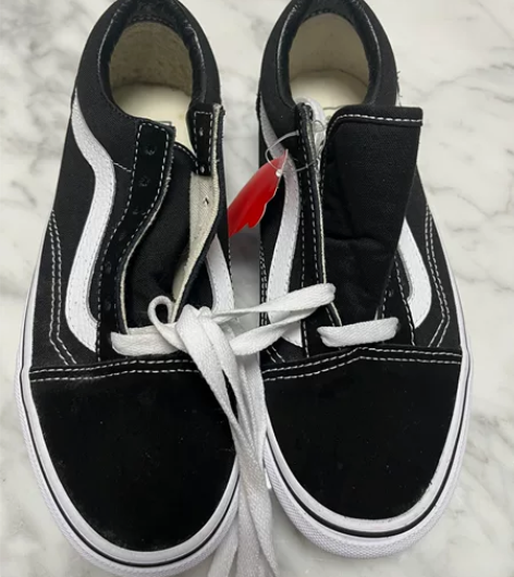 vans经典款女式板鞋，尺码36，vn00...