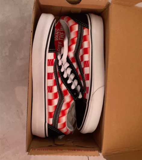 品牌:vans 鞋码:35 货号:VN0A...