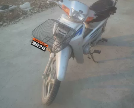 豪爵摩托，车况良好，9k公里，银灰色 自用...