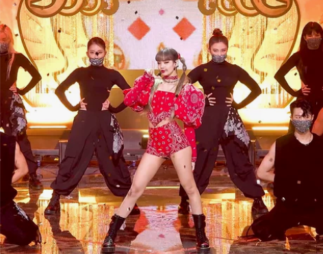 BLACKPINK Lisa韩国女团同款演...