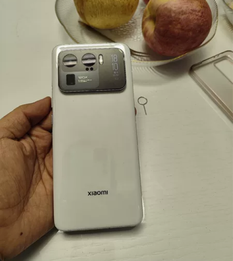 出一部自用小米11u ，陶瓷白，12+25...