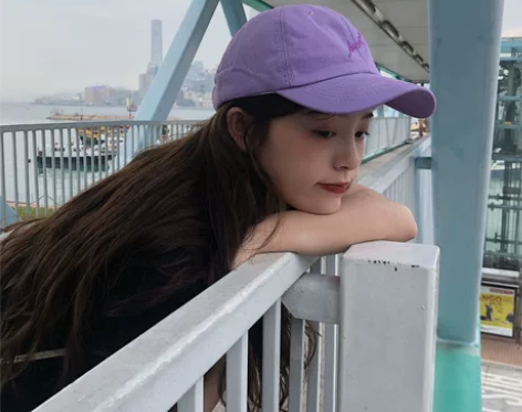 简约字母软顶棒球帽情侣款鸭舌帽春夏遮阳弯檐...