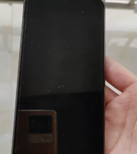 荣耀畅玩20 幻夜黑，6+128，手机进过...