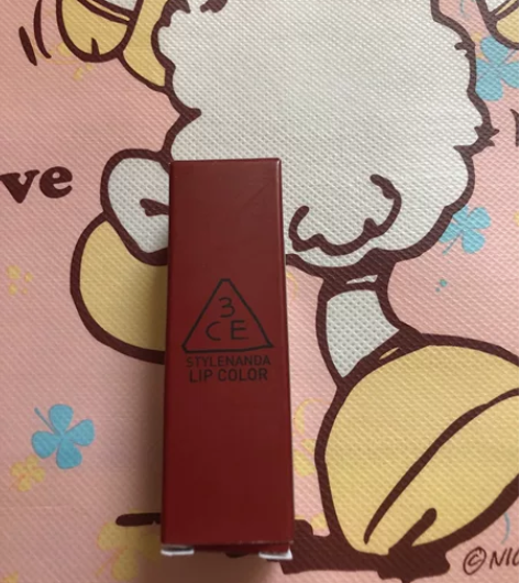 3CE口红 成熟高贵酒红色 全新，不议价不...