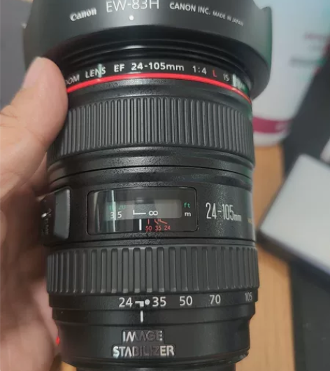 佳能EF24-105/4L，镜头成色新，镜...