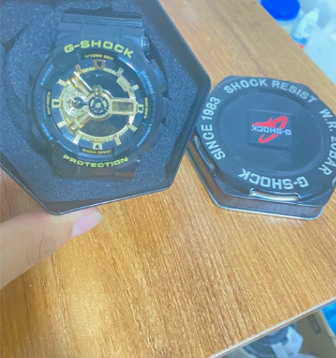 卡西欧手表，盆友赠送，一直未使用，后壳有点...