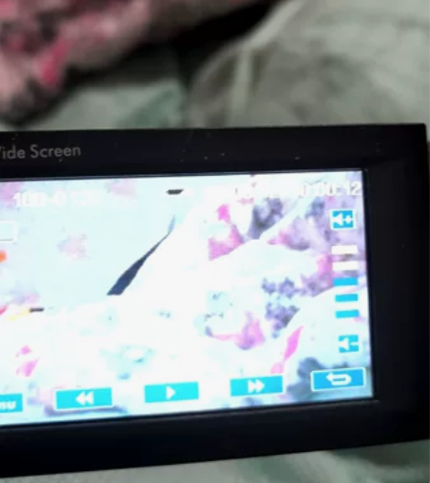 HP摄像机,型号V5060h。八成新。有点...