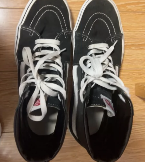 得物入：万斯Vans Sk8 hi黑白经典...