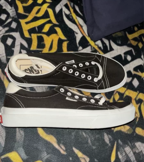 vans日版正品 没见过的款 全新41码内...