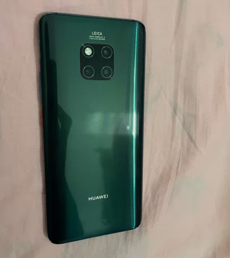 出华为mate20pro 6+128  翡...