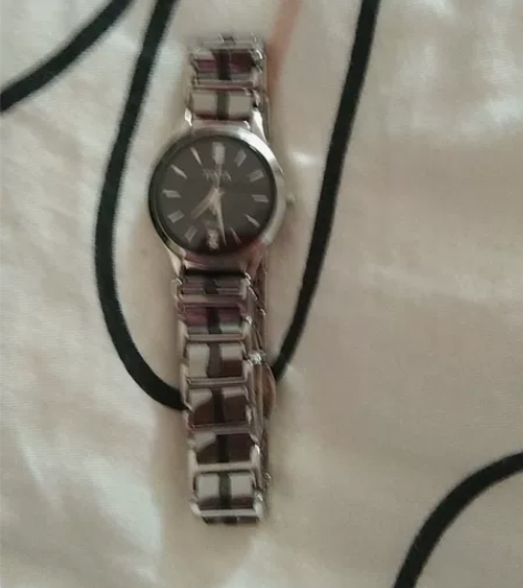 飞亚达品牌手表， 感兴趣的话点“我想要”和...