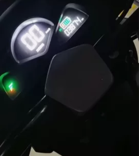 闲置立雅踏板车，95层新，无事故，无倒车，...