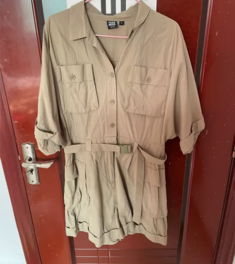 vero moda绿色连体裤xl号。 感兴...