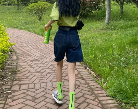 五分牛仔短裤女辣妹夏季2021年新款薄款宽...