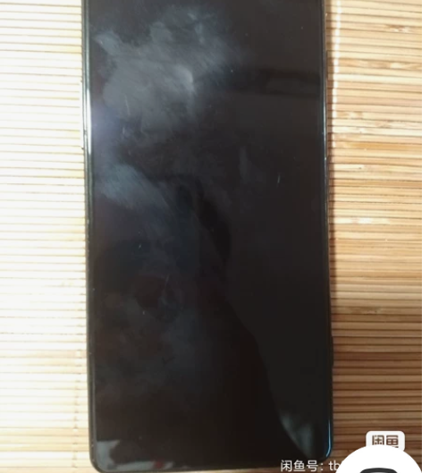 红米K40游戏增强版8+128贱卖，屏幕有...