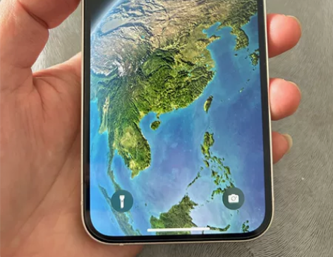 出一台自用苹果12 白色64G 有锁已黑解...