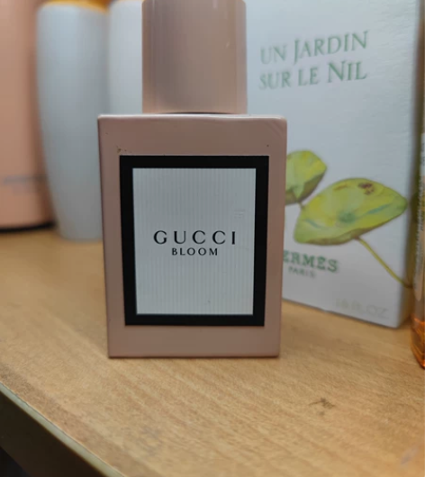 古驰Gucci花悦绽放香水30ml 九成以...