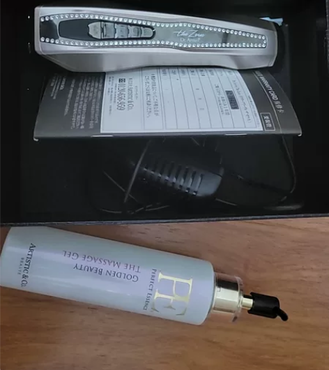 Dr.Arrivo宙斯美容仪五代 专柜买的...