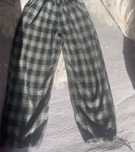 棋盘格裤子，加绒，9成新，要搬家，带不走了...