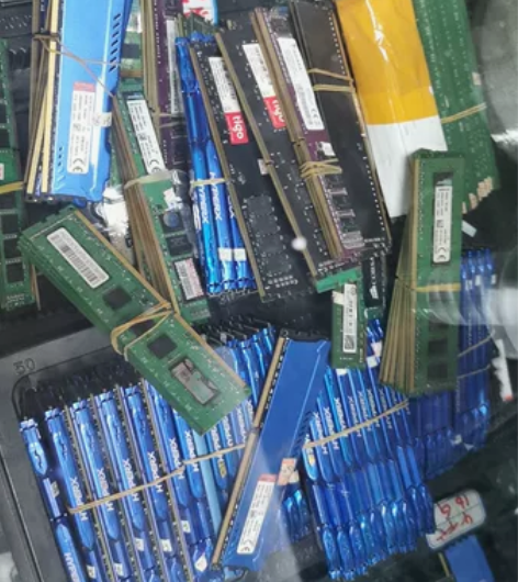 出售各类4g 8g 16g，三代四代内存，...
