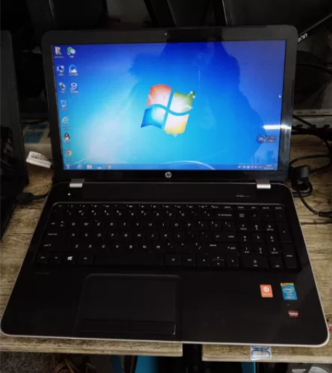 惠普笔记本超大15.6的屏幕,上网办公上网...