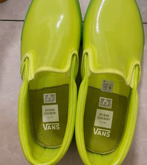 vans classic silp on ...