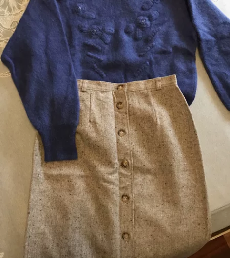 日本制古着半身毛呢子长裙A字一步裙一排扣米...