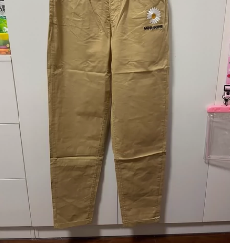 纯棉高腰休闲裤,吊牌全新,这个价格免费送了...