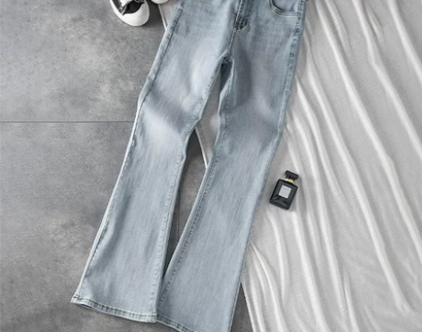 浅色牛仔裤女秋冬2021年新款高腰弹力显瘦...