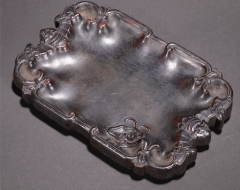 京凌紫檀木雕笔舔 规格：长16.5宽11厚...