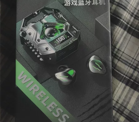 诺必行h9蓝牙耳机，几乎全新，有盒，配件齐...