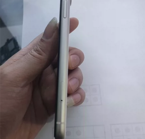 苹果 11  国行  128 白色  无拆...