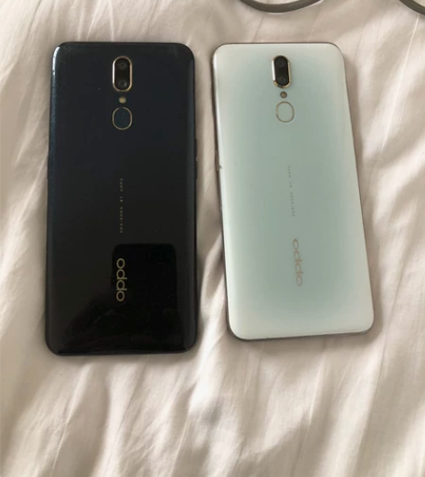 OPPOA9两个都是内屏裂，其余一切正常，...