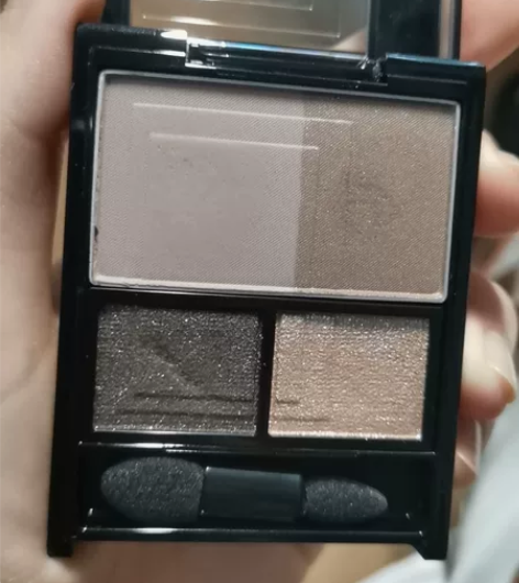 KATE GY-01 四色眼影 眼线色微凹...