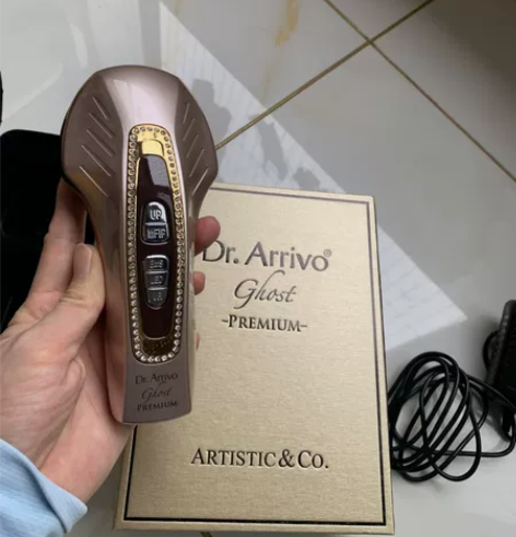 宙斯魅影六代美容仪24k金 95 新以上,...