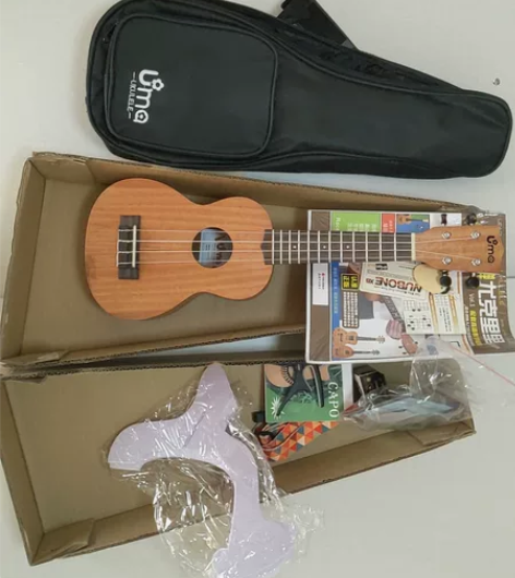 Uma Ukulele 03S 尤克里里2...