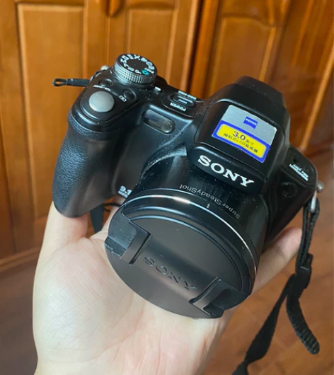 着急卖！！复古微单SONY DSC-H50...