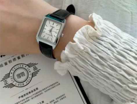 正品卡西欧手表女复古小方块时尚石英女表学生...