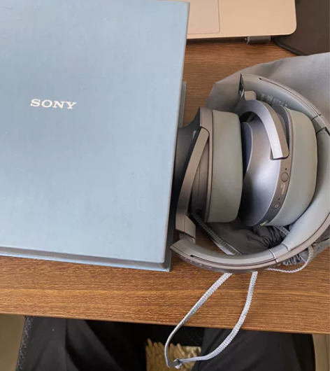 索尼无线降噪耳机WH-h900n，19年买...