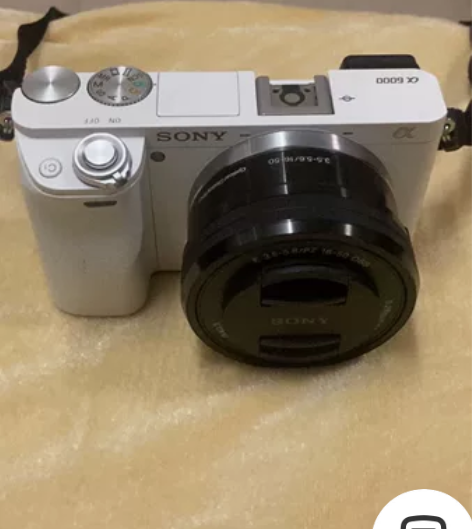 索尼α6000全高清微单数码相机套机,带索...