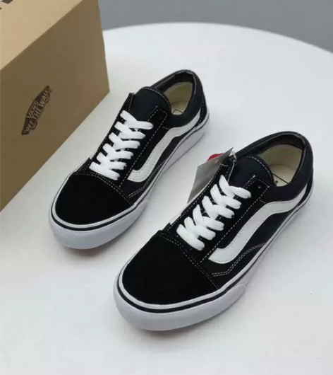 【Vans 万斯情侣款硫化鞋 】 贸易公司...