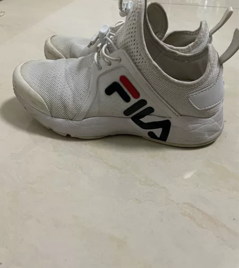 斐乐儿童网鞋34码正品，鞋子非常舒服，穿的...
