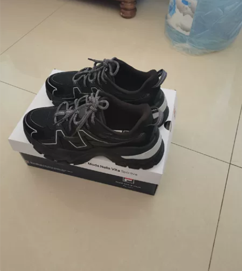 斐乐，全新，高圆圆同款，刚刚剪掉标签，收货...