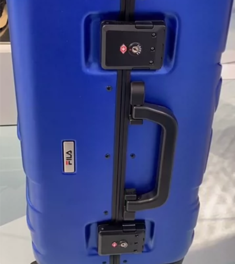 斐乐20寸拉杆箱，正品保证，品质好包邮不退...
