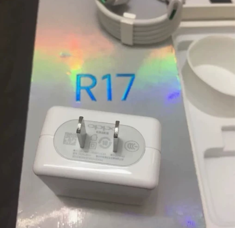 二手闲置OPPO R17闪充数据线充电器充...