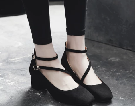 低价赠送 小红人复古玛丽珍鞋女春季新款搭扣...