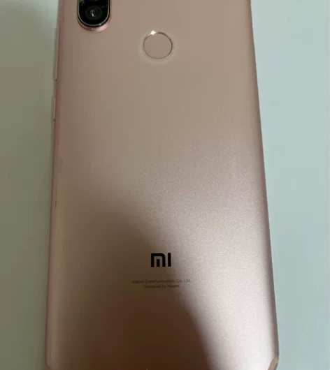 小米6x  464GB 屏幕碎裂 后摄像头...