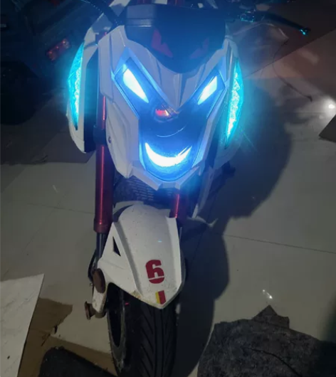 精品二手电动车(空车)在质保内(Z6)电压...