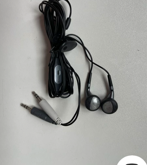 飞利浦SHM3100，正常使用。耳机和麦克...