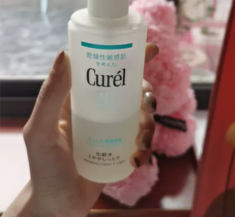 珂润化妆水清爽 感兴趣的话点“我想要”和我...